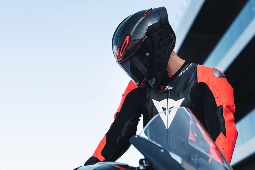 AGV 0101-15580 Pista GP RR Helmet - Carbonio Forgiato - Italia - Large — image 10 of 10