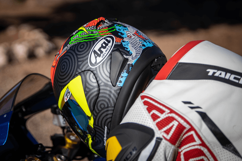 ARAI HELMETS 0101-17619 Corsair-X Helmet - Tatsuki - Medium — image 3 of 5