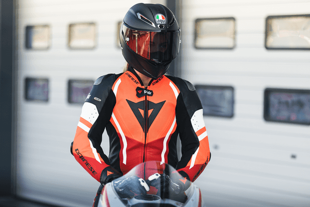 AGV 0101-18632 Pista GP RR Helmet - Matte Carbon - XS — image 8 of 10