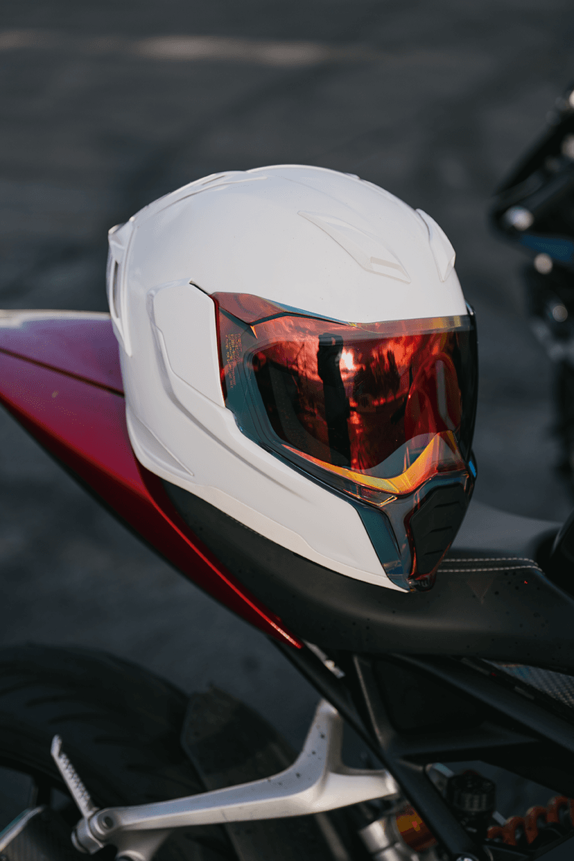 ICON 0101-19284 Ultraflite™ Helmet - Solid - MIPS® - Gloss White - 2XL — image 6 of 6