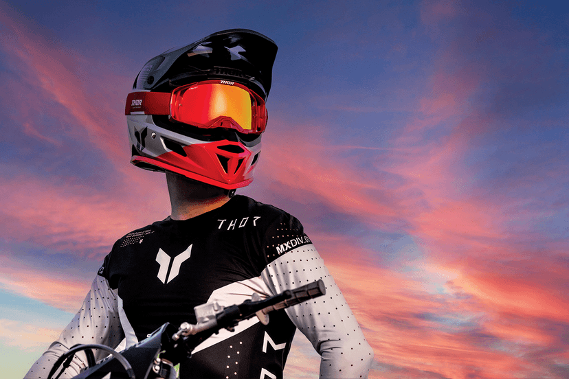 THOR 0110-8782 Reflex Sport Helmet - Strike - MIPS® - Black/Red - Small — image 5 of 5