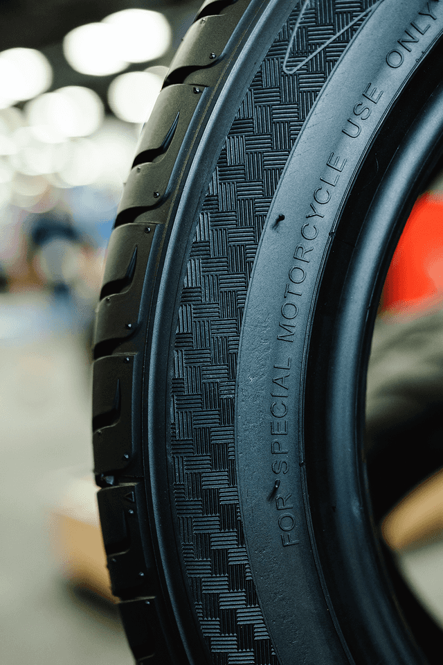 KENDA 0302-1406 Tire - Kanine - Rear - 225/50R15 - 76H — image 2 of 4