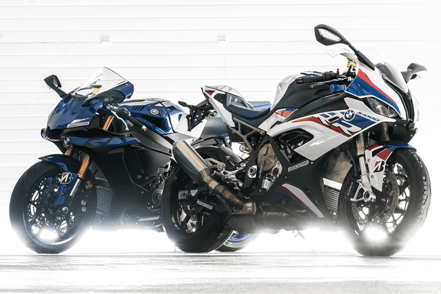 BRIDGESTONE 0302-1506 Tire - Battlax S22 Hypersport - Rear - 140/70R17 - 66H — image 3 of 4