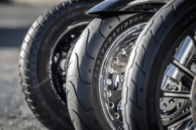 MICHELIN 0304-0234 Tire - Scorcher 11 - Rear - 200/55R17 - 78V — image 8 of 9