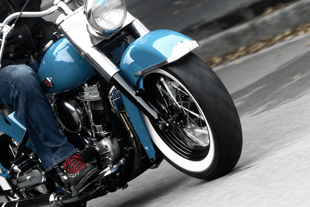 METZELER 0305-0529 Tire - ME 888 Marathon™ Ultra - Front - 120/70B21 - Wide Whitewall - 68H — image 3 of 4