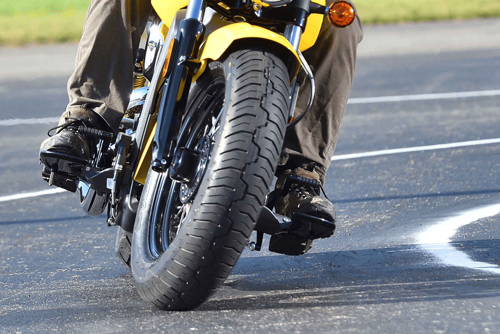 KENDA 0306-0043 Tire - K673 Kruz - Front - 110/90-18 - 61H