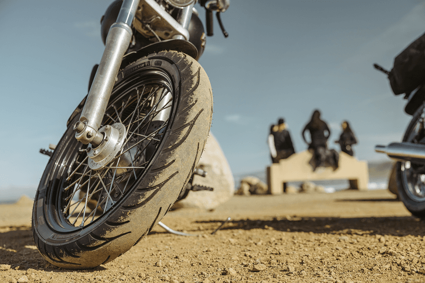 MICHELIN 0306-0701 Tire - Commander III - Rear - 180/70B15 - 76H — image 9 of 14