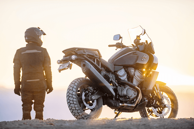 MICHELIN 0316-0505 Tire - Scorcher Adventure - Front - 120/70R19 - 60V — image 13 of 13