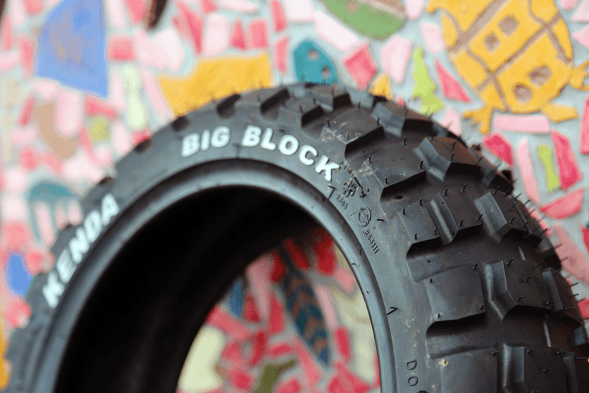 KENDA 0317-0099 Tire - K784 Big Block - Rear - 150/70B17 - 69Q — image 3 of 5