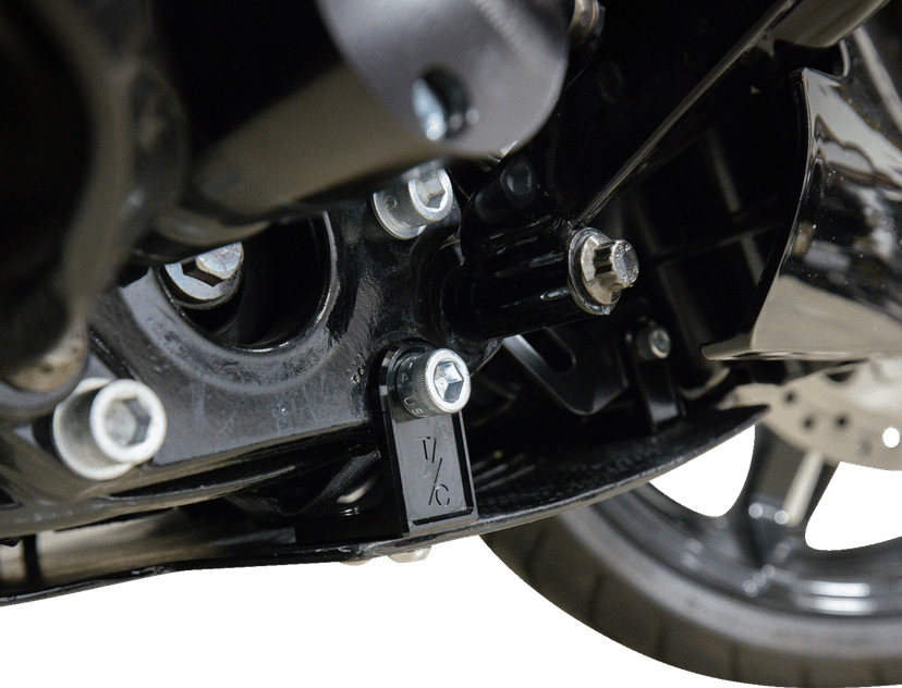 THRASHIN SUPPLY CO. 0506-2529 Skid Plate - Carbon Fiber/Gloss - With Black Brackets - FLHX/FLTRX — image 2 of 6