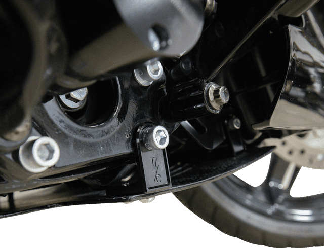 THRASHIN SUPPLY CO. 0506-2532 Skid Plate - Carbon Fiber/Forged - With Black Brackets - FLHX/FLTRX — image 3 of 9