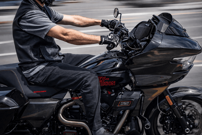 SADDLEMEN 0520-4269 Side Covers - Carbon Fiber/Gloss - HD Touring '09-'24 — image 3 of 5