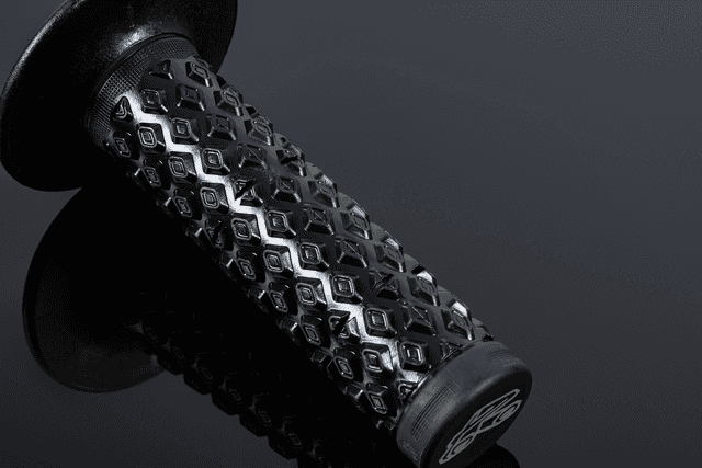 RENTHAL 0630-3191 MX R-Works Dual Grips - Comfort - Ultratacky — image 3 of 6