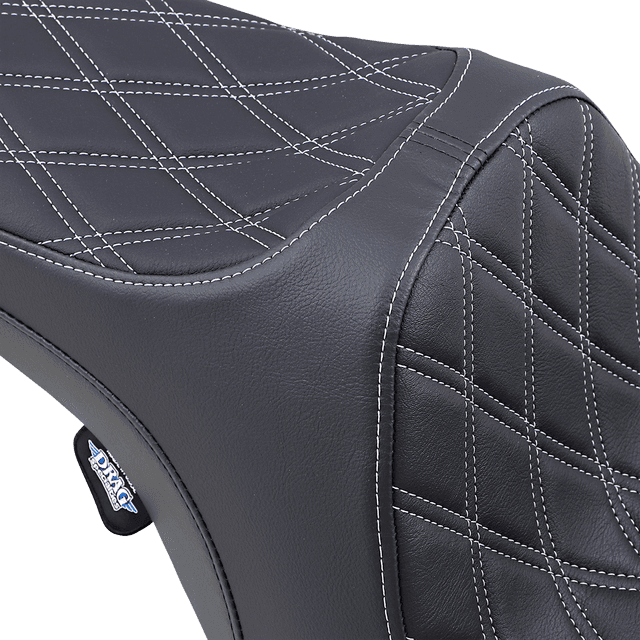 DRAG SPECIALTIES SEATS 0801-1130 Predator III Seat - Double Diamond - Silver Stitched - FLHR/FLHX '99-'07 — image 2 of 3