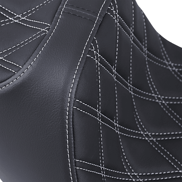 DRAG SPECIALTIES SEATS 0801-1261 Predator III Seat - Extended Reach - Double Diamond - Silver Stitched - FL '08-'23 — image 2 of 3