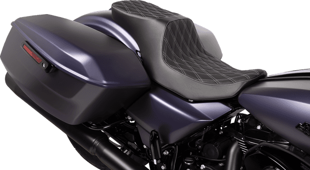 DRAG SPECIALTIES SEATS 0801-1949 Predator 2-Up Seat - Vinyl - Double Diamond Silver Stitch - w/o Backrest - FLTR/FLHX '23-'24 — image 3 of 4
