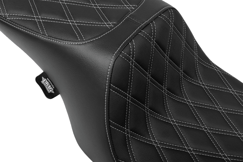 DRAG SPECIALTIES SEATS 0801-1997 Predator 2-Up Seat - Vinyl - Double Diamond - Silver Stitching- w/o Backrest - FL '97-'07 — image 2 of 4