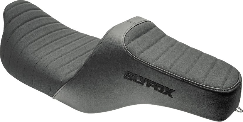 SLYFOX 08012095 Highnoon Seat - Vinyl - Classic Stitch - Black Logo - FLH/FLT '08-'24 — image 3 of 3