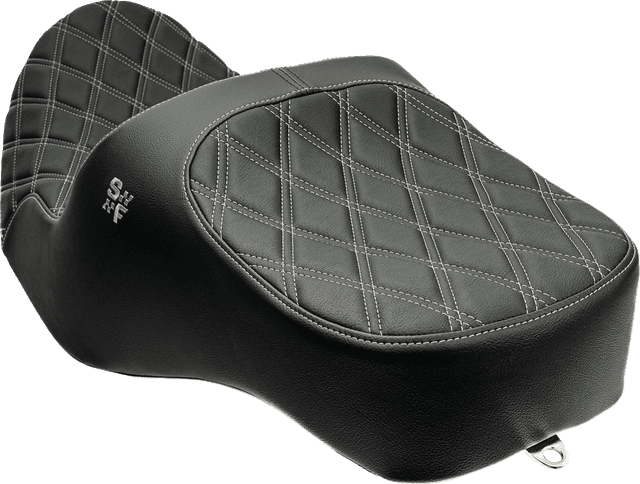 SLYFOX 08012381 Chariot Seat - Silver Double Diamond Stitch - Silver Logo - FLH/FLT '23.5-'26 — image 2 of 3