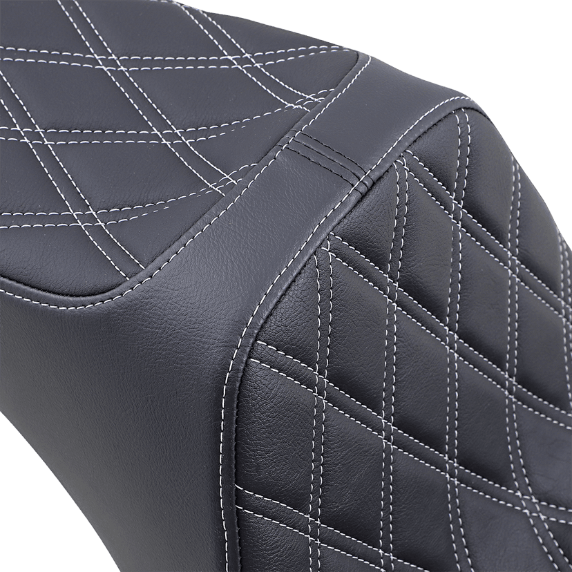 DRAG SPECIALTIES SEATS 0802-1439 Predator III 2-Up Seat - Vinyl - Double Diamond - Silver Stitching - Softail '06-'17 — image 2 of 2