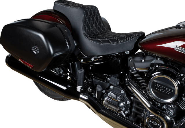 DRAG SPECIALTIES SEATS 0802-1493 Predator III 2-Up Seat - Vinyl - Double Diamond - Silver Stitching - FL/FX '18-'24 — image 2 of 4