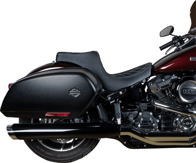 DRAG SPECIALTIES SEATS 0802-1493 Predator III 2-Up Seat - Vinyl - Double Diamond - Silver Stitching - FL/FX '18-'24 — image 3 of 4