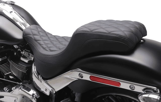 MUSTANG 0802-1658 One-Piece/2-Up Squareback Seat - Double Diamond - Black Stitch - FXBR '23-'25 — image 3 of 3