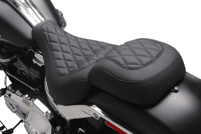 MUSTANG 0802-1662 Wide Tripper™ Solo Seat - no Backrest - Diamond - Black Stitch - FXBR '23-'25 — image 3 of 4