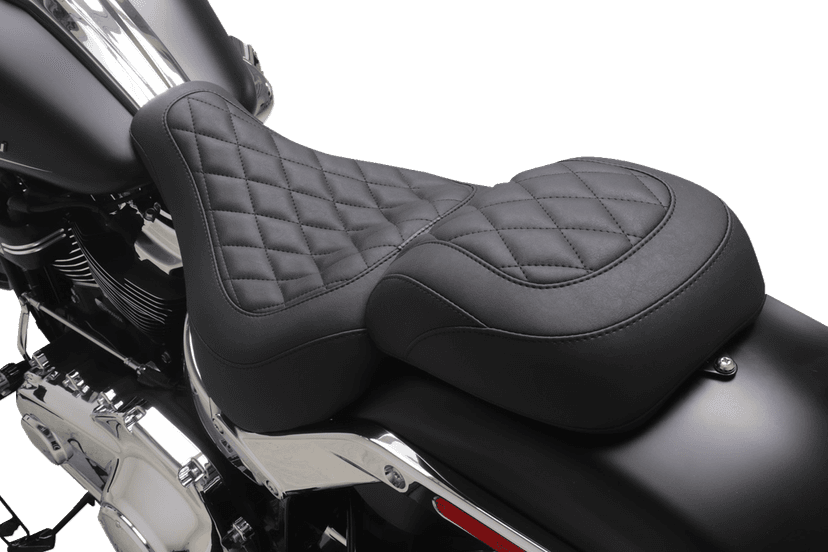 MUSTANG 0802-1662 Wide Tripper™ Solo Seat - no Backrest - Diamond - Black Stitch - FXBR '23-'25 — image 3 of 4