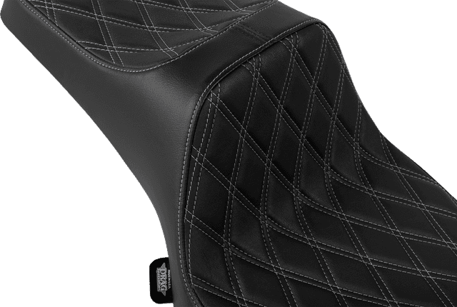 DRAG SPECIALTIES SEATS 0810-2467 Predator III 2-Up Seat - Vinyl - Double Diamond - Silver Stitch - Chieftain '25/Challenger '20-'25 — image 2 of 4