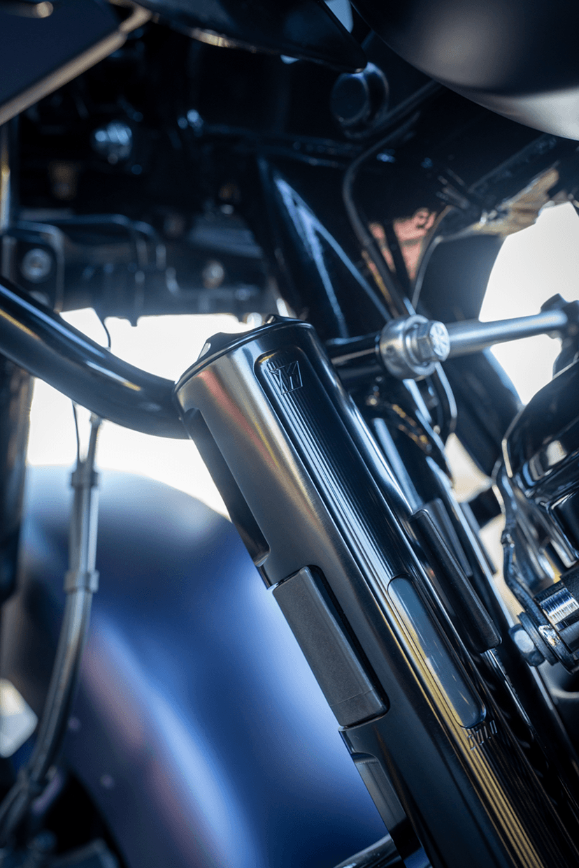 KODLIN USA 0932-0318 Water Reservoir Cover - Gloss Black - VVT Style Touring — image 4 of 5