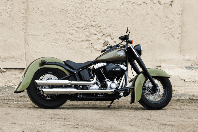 KLOCK WERKS 1401-0580 4" Stretched Rear Fender - Frenched - HD Softail '11-'17 — image 2 of 2