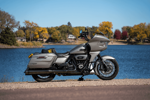 KLOCK WERKS 1401-1057 Level Front Fender - Black - 16"-19" - HD Touring — image 2 of 2