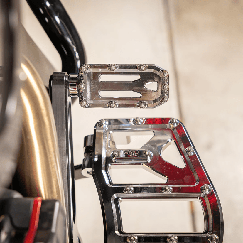 THRASHIN SUPPLY CO. 1610-0765 Aggressor Brake Pedal - Chrome - Touring — image 7 of 8
