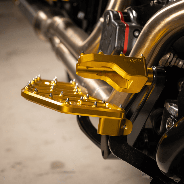 THRASHIN SUPPLY CO. 1621-1237 Aggressor Floorboards - Gold — image 6 of 7