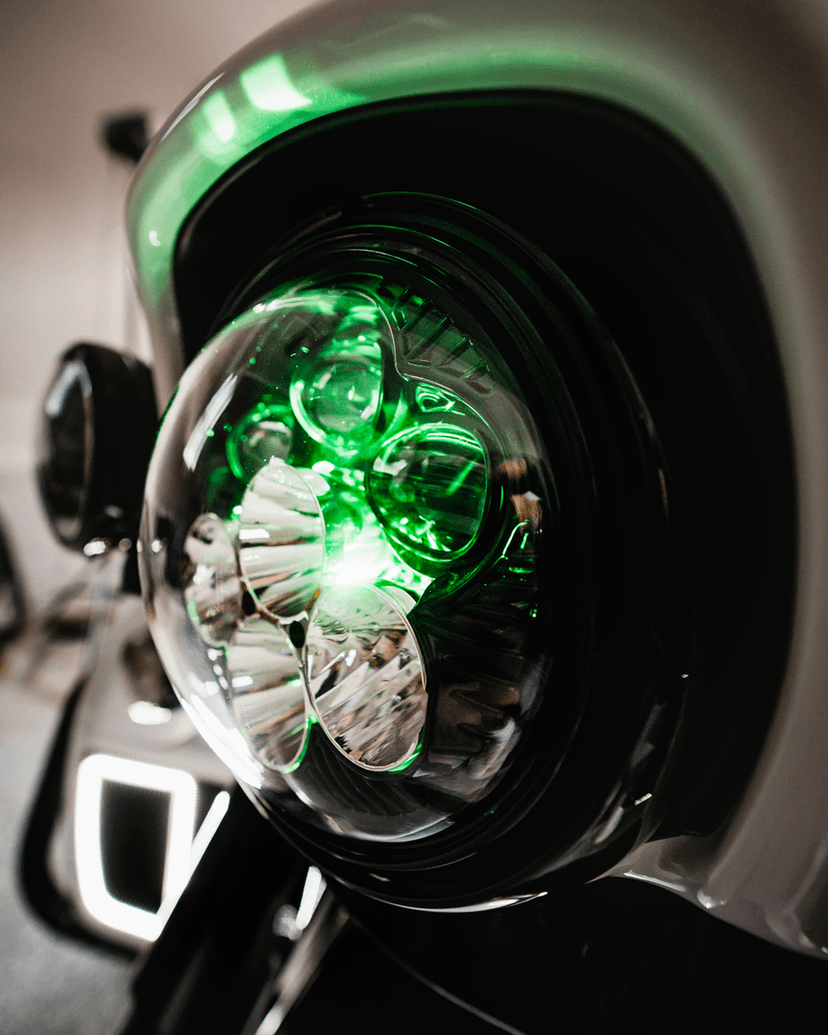 CUSTOM DYNAMICS 2001-2926 Headlight - Shark Demon® - LED - Color Changing — image 5 of 11
