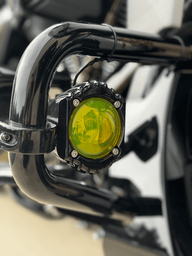 CUSTOM DYNAMICS 2001-3092 Fog Light - Selective Yellow - Harley-Davidson® — image 2 of 2