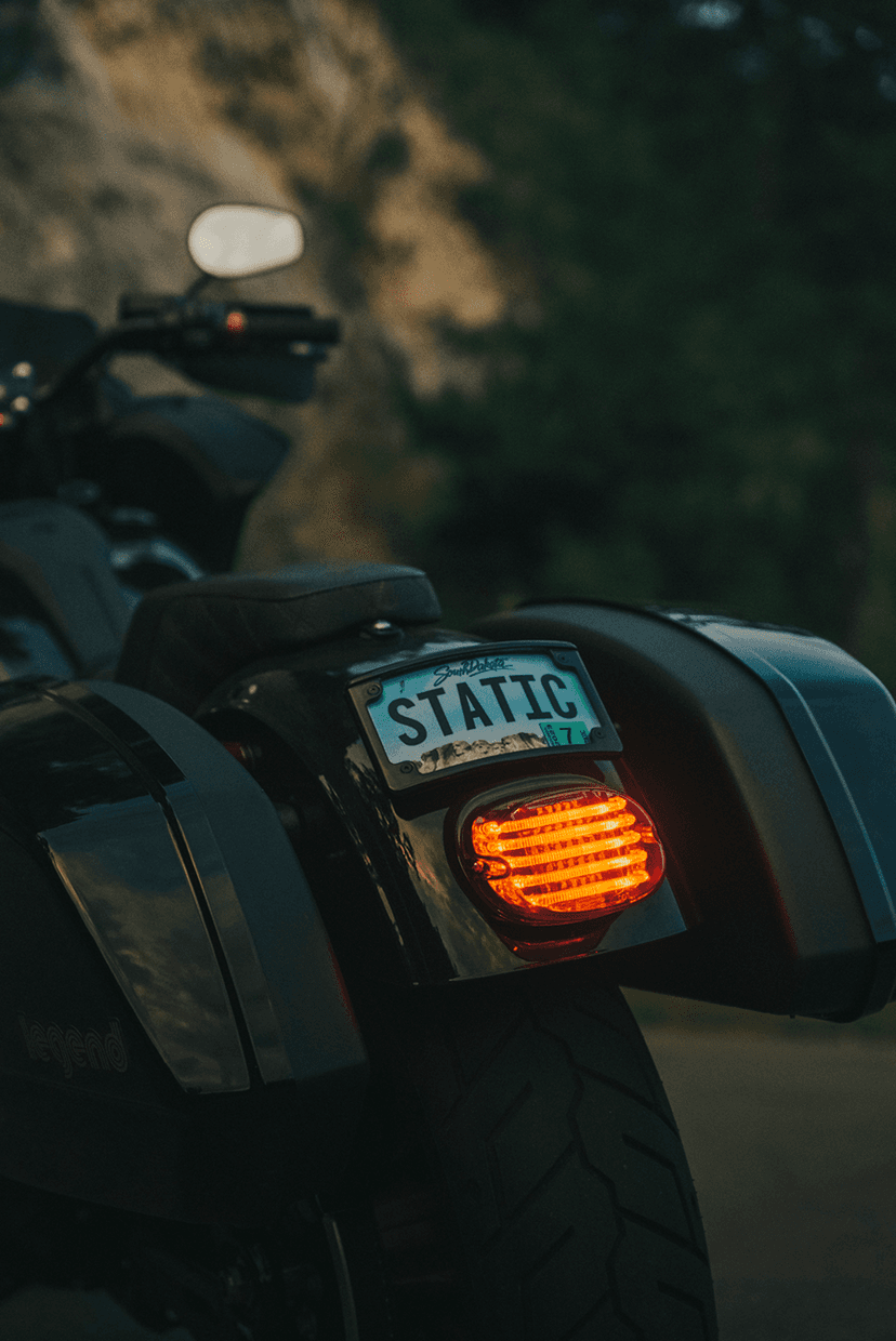 CUSTOM DYNAMICS 2010-1365 Taillight - without License Plate Illumination Window - Smoke — image 4 of 14