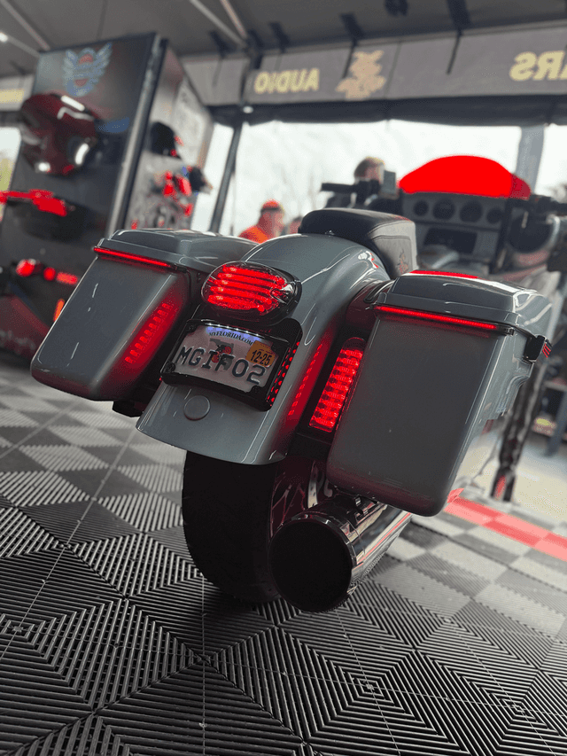 CUSTOM DYNAMICS 2010-1365 Taillight - without License Plate Illumination Window - Smoke — image 5 of 14