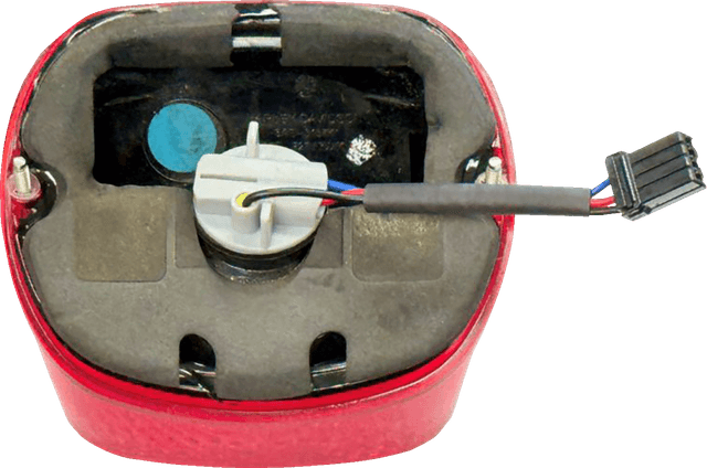 NAMZ 2010-1554 Taillight Socket - w/Pigtail and Connector — image 2 of 2
