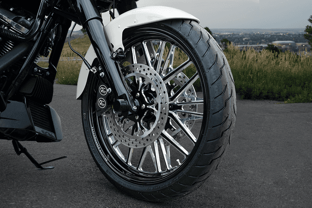 PERFORMANCE MACHINE (PM) 0201-2457 Wheel - Nivis - Front - Dual Disc/with ABS - Black/Contrast Cut Platinum - 21x3.5 — image 2 of 2