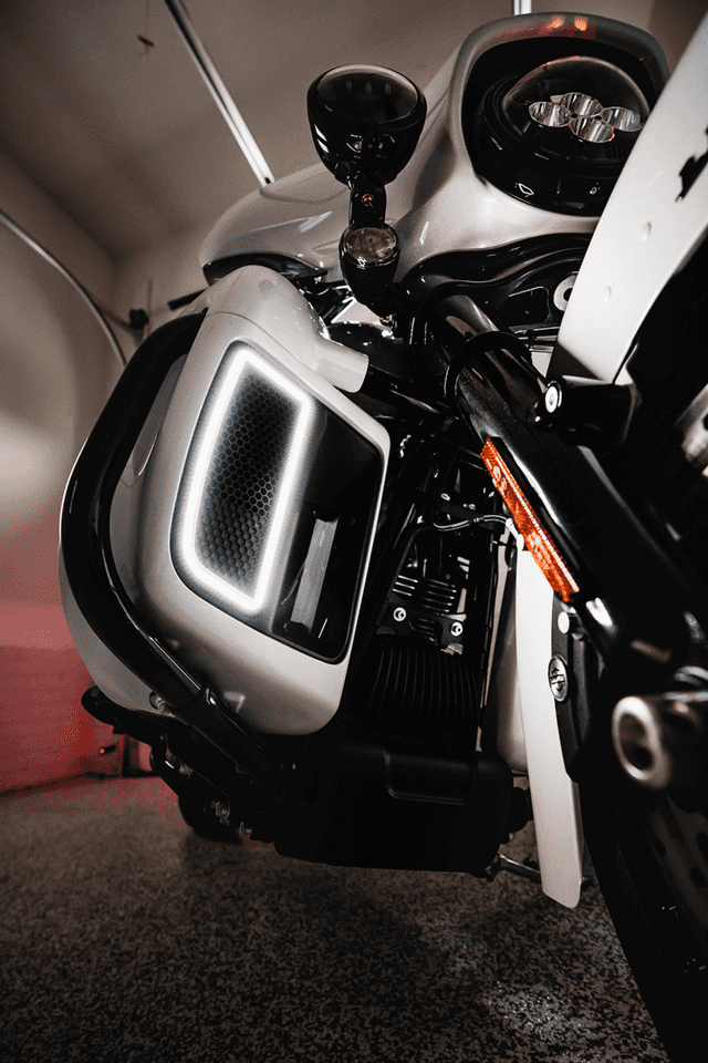 CUSTOM DYNAMICS 2020-1919 Lower Fairing Light Inserts — image 5 of 9