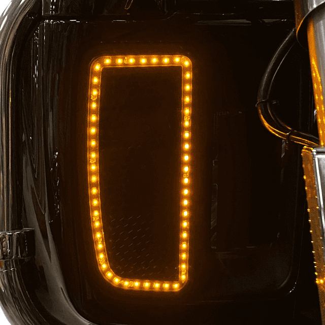 CUSTOM DYNAMICS 2020-2135 LED Light Inserts - Lower Fairing - Amber — image 3 of 3