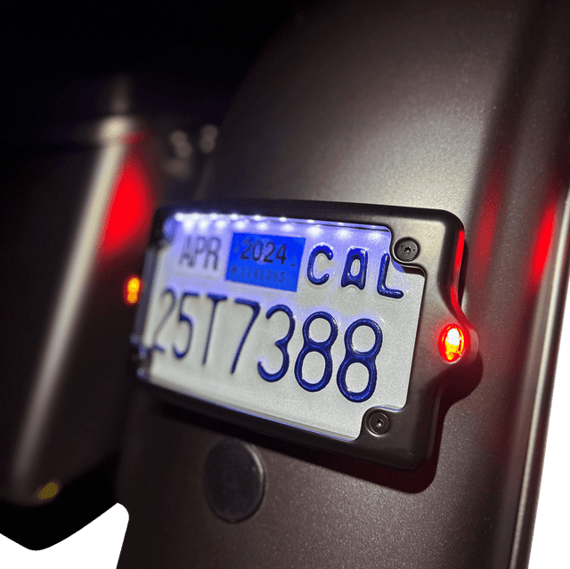 KODLIN USA 2030-2313 License Plate Kit - Amber/Red/White - Black — image 5 of 5