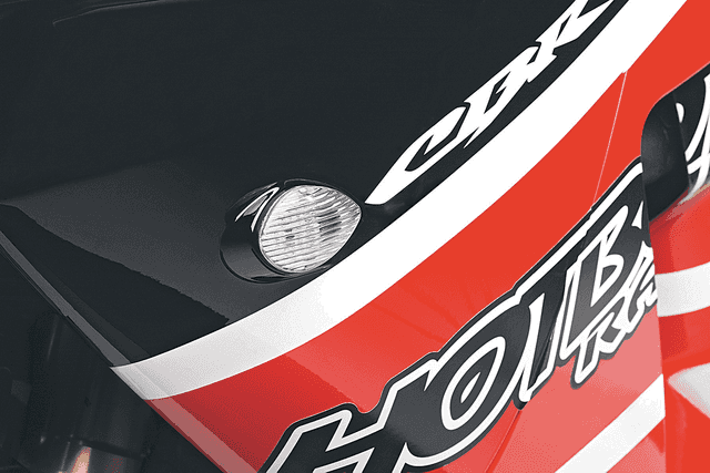 HOT BODIES 2040-0106 Turn Signals - Clear
