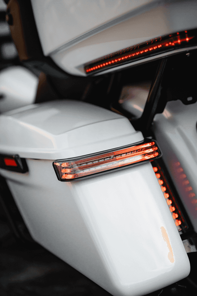 CUSTOM DYNAMICS 2040-2267 Saddlebag Lights - BCM - Black/Red — image 6 of 8