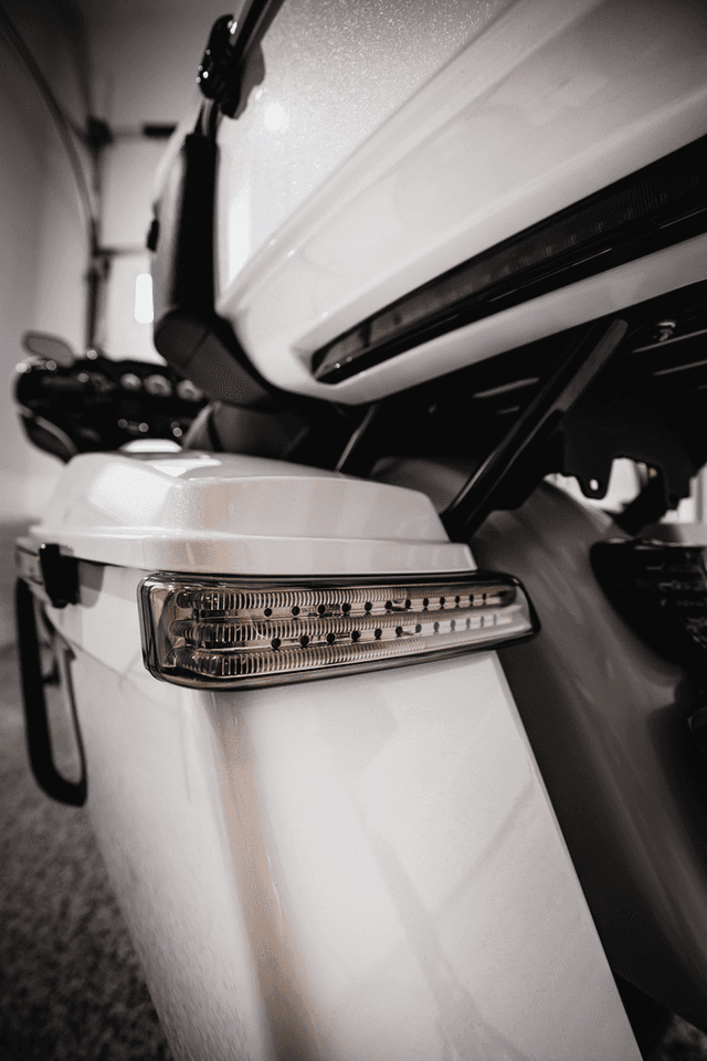 CUSTOM DYNAMICS 2040-2268 Saddlebag Lights - BCM - Black/Smoke — image 3 of 5