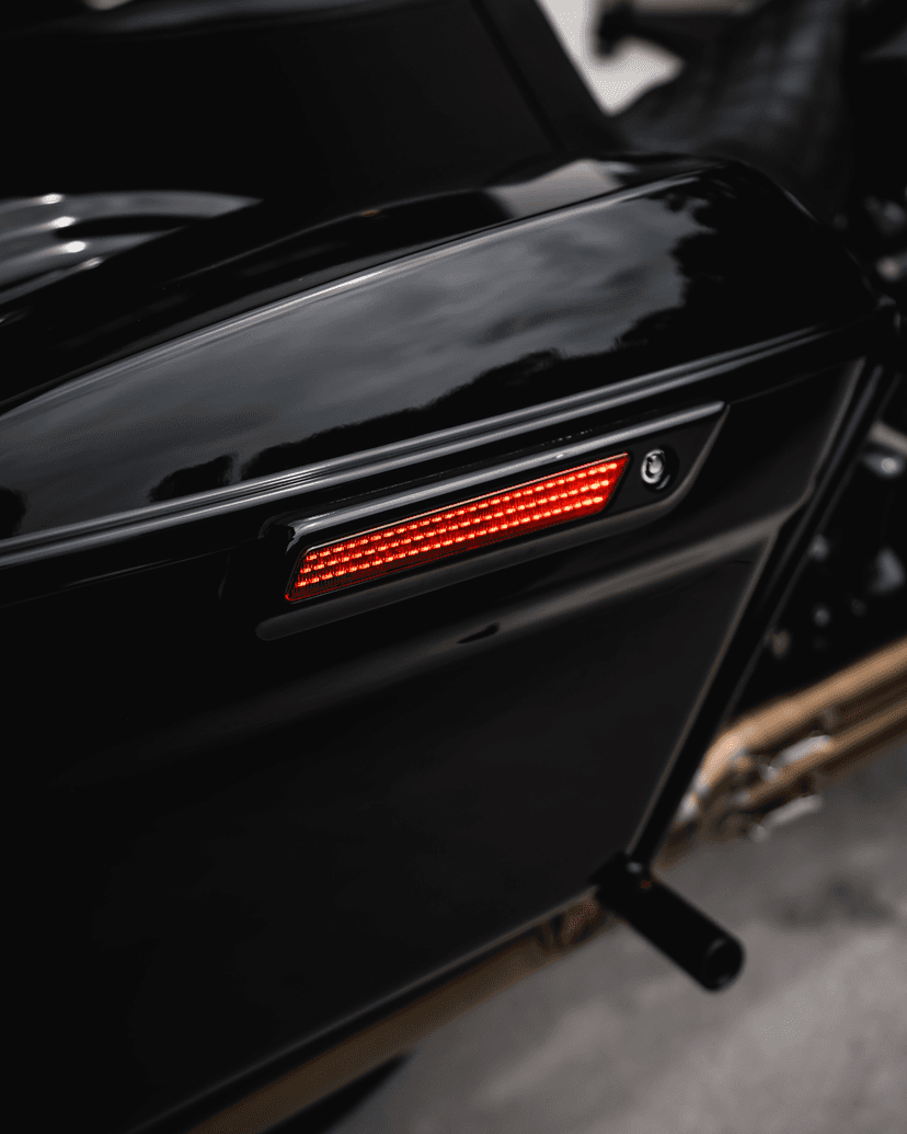 CUSTOM DYNAMICS 2040-2476 Saddlebag Latch Lights - Smoke — image 3 of 3