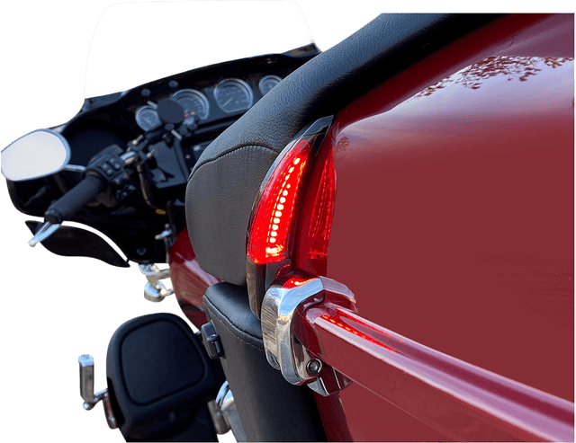 CUSTOM DYNAMICS 2040-2540 Sequential Tour Pak Seat Back Rest LED Lights - Black/Red - FLH — image 2 of 4