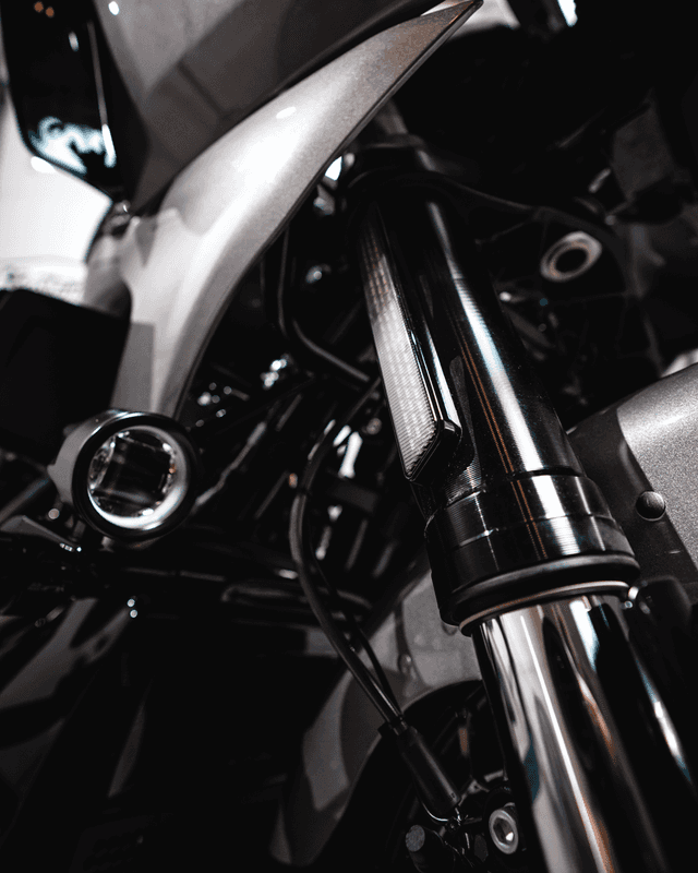 CUSTOM DYNAMICS 2040-2649 LED Fork Light - Smoke - Black — image 4 of 4